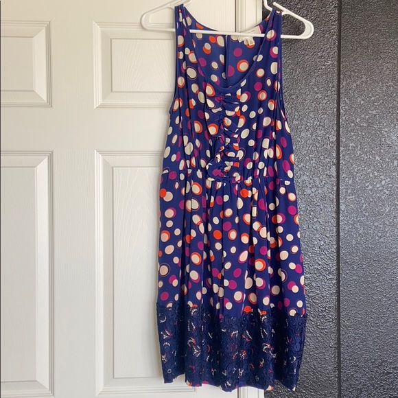 Dress - Picture 1 of 6